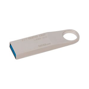 Memoria USB Marca Kingston DataTraveller SE9 128GB - M y M Suministros